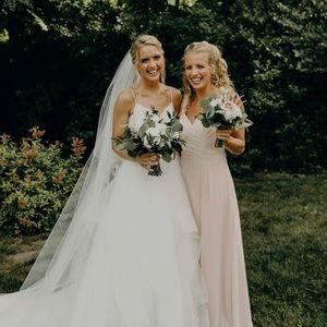 Bridesmaid dress only worn once hemmed to fit 5’7